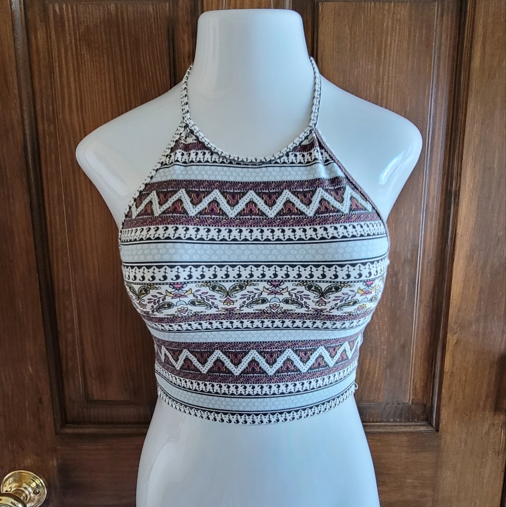 Title Unknown Sz S Crop P2P 12.5 Stretch